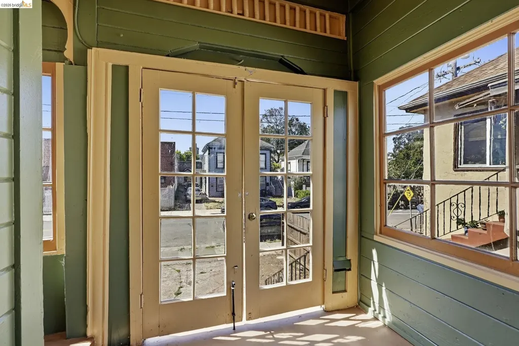 956 53rd Street Oakland CA 94608