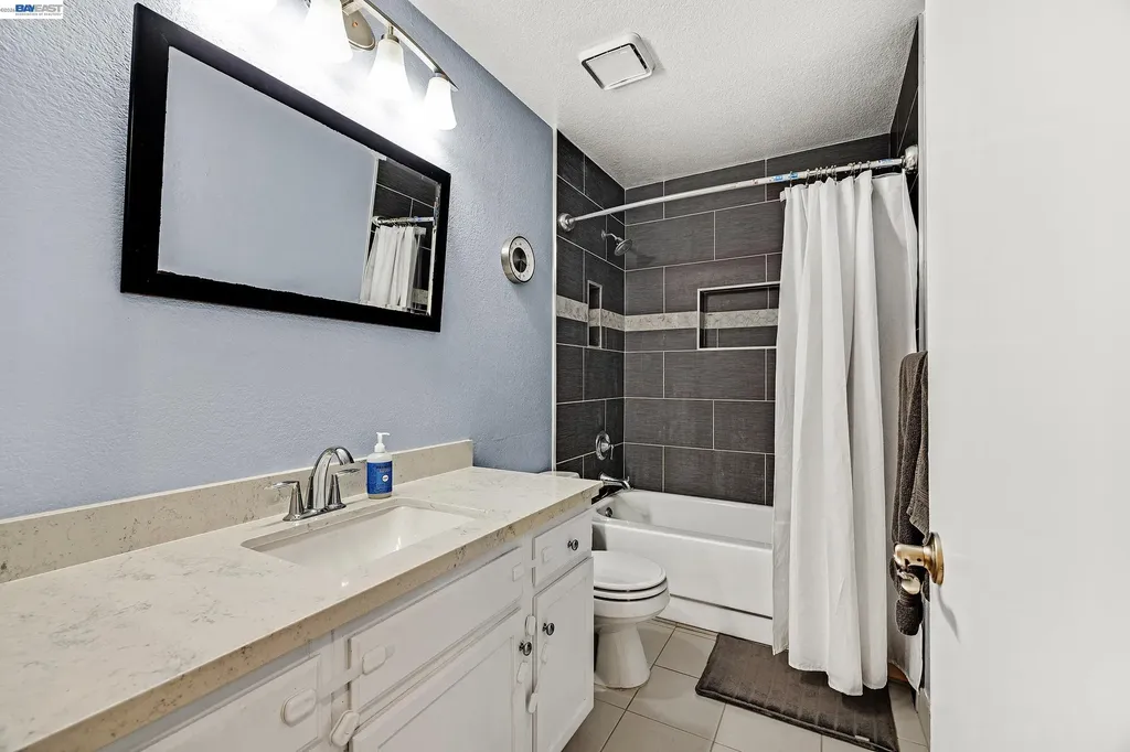 13725 Seagate Drive San Leandro CA 94577