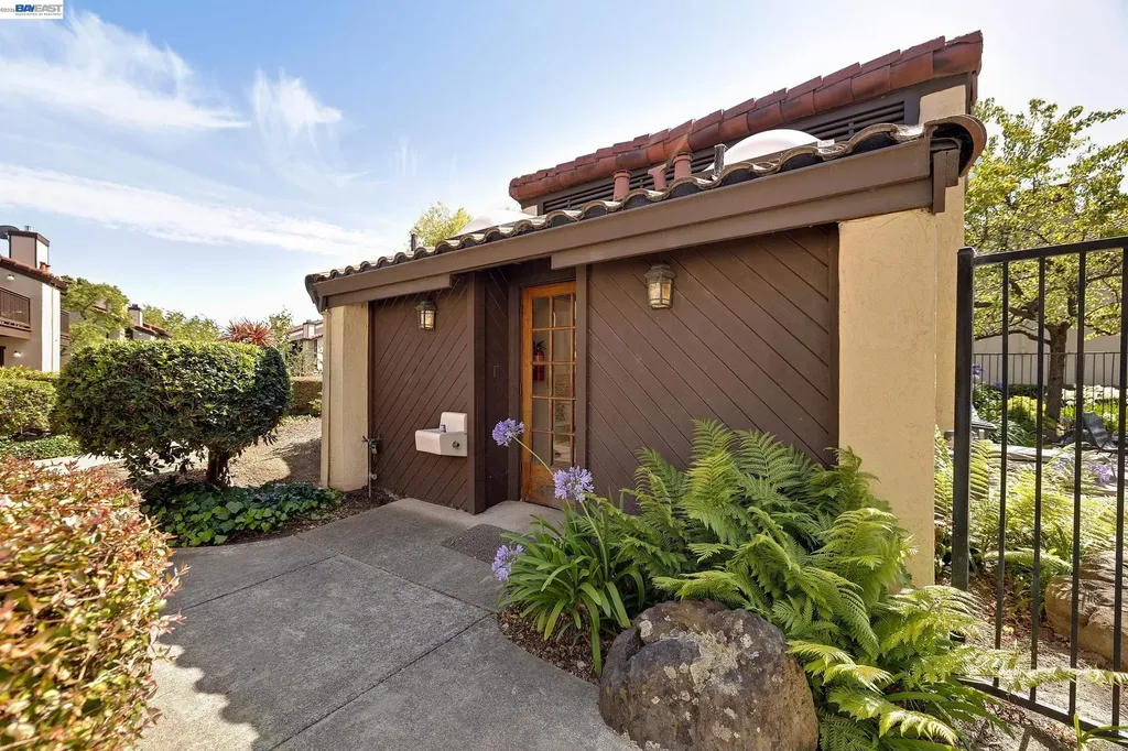 13725 Seagate Drive San Leandro CA 94577