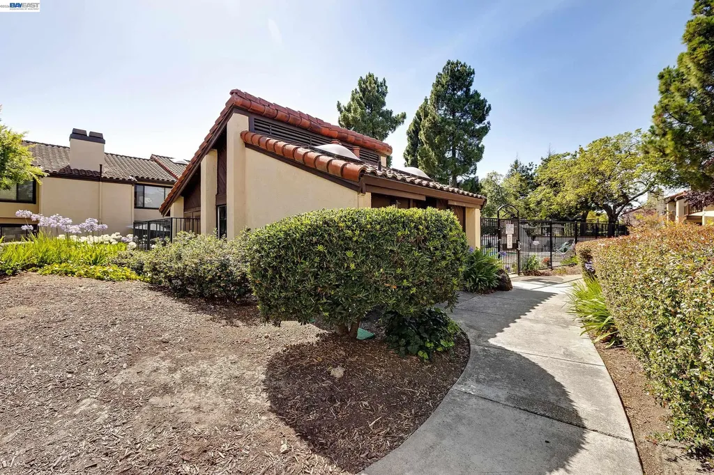 13725 Seagate Drive San Leandro CA 94577