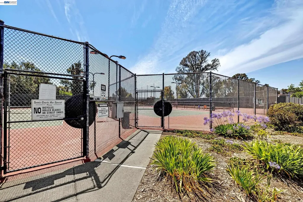 13725 Seagate Drive San Leandro CA 94577
