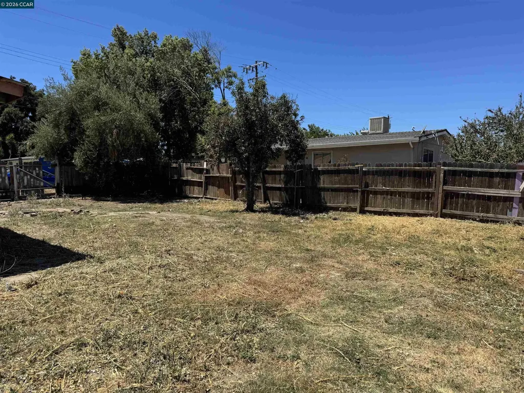 717 Carpino Avenue Pittsburg CA 94565