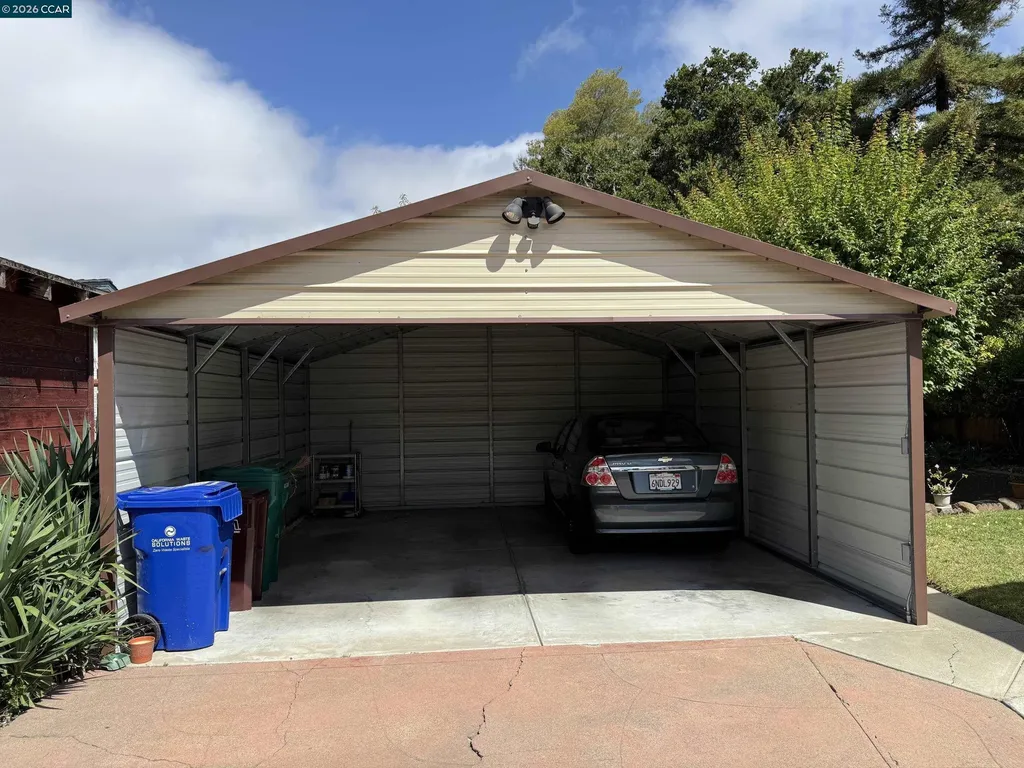 2615 Humboldt Avenue Oakland CA 94602