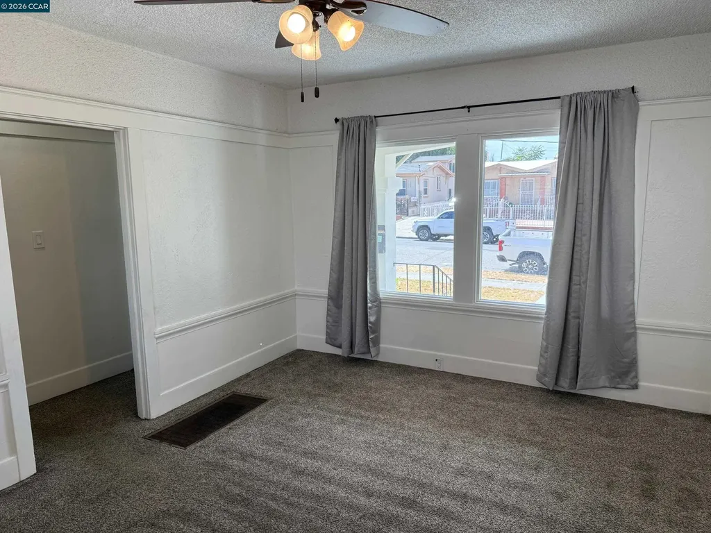 2615 Humboldt Avenue Oakland CA 94602