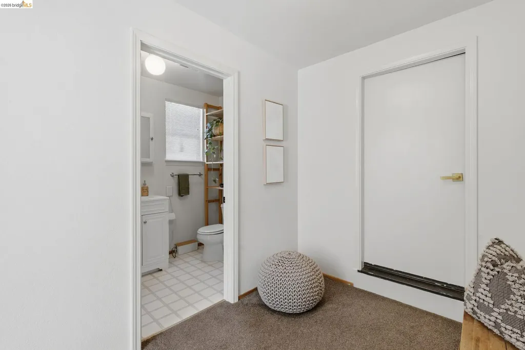 3917 Columbian Drive Oakland CA 94605