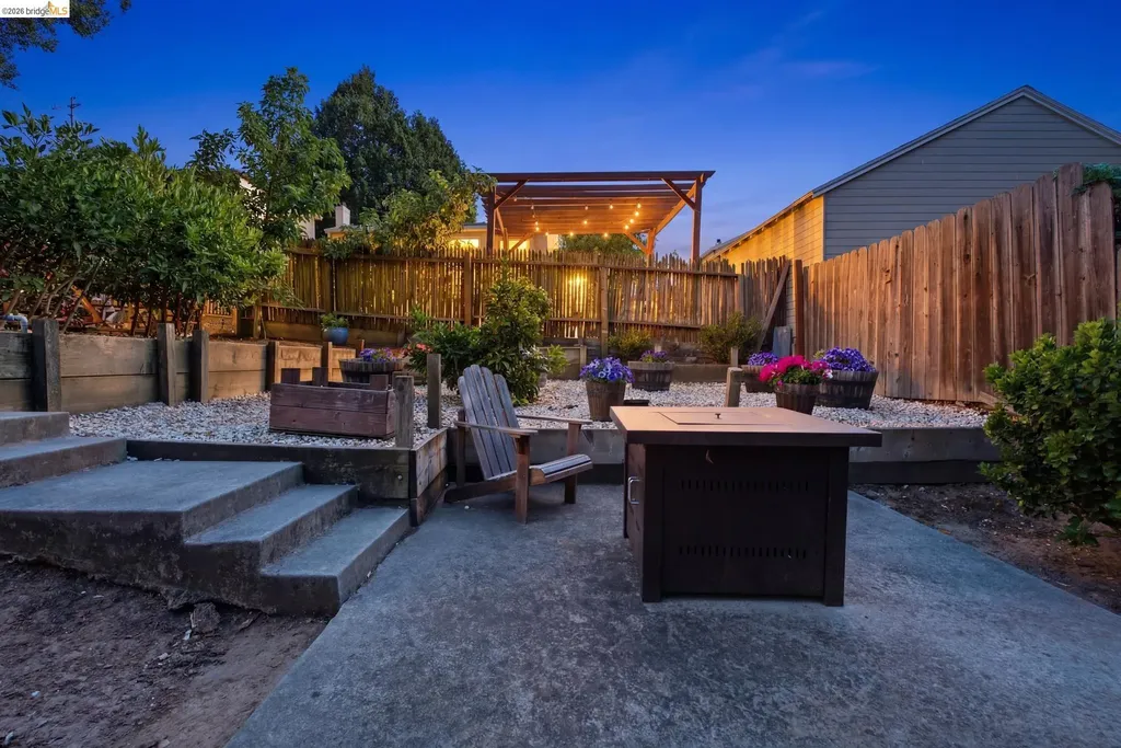 3917 Columbian Drive Oakland CA 94605