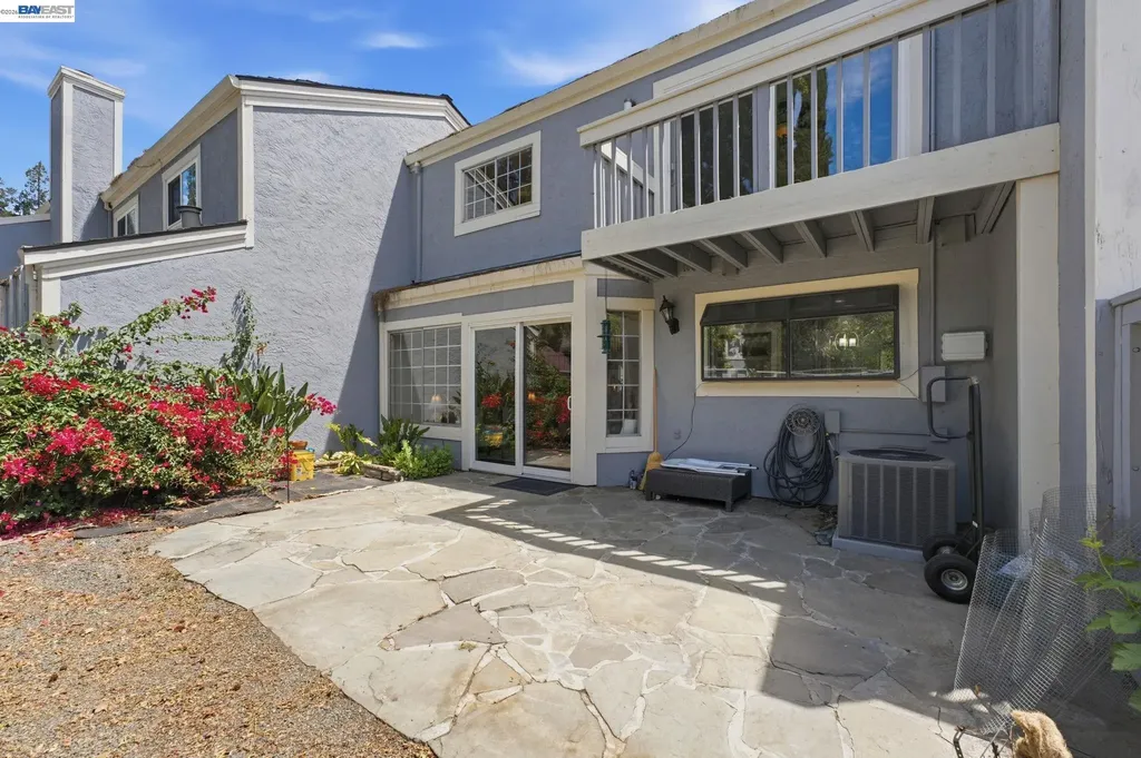 123 Northwood Cmns Livermore CA 94551