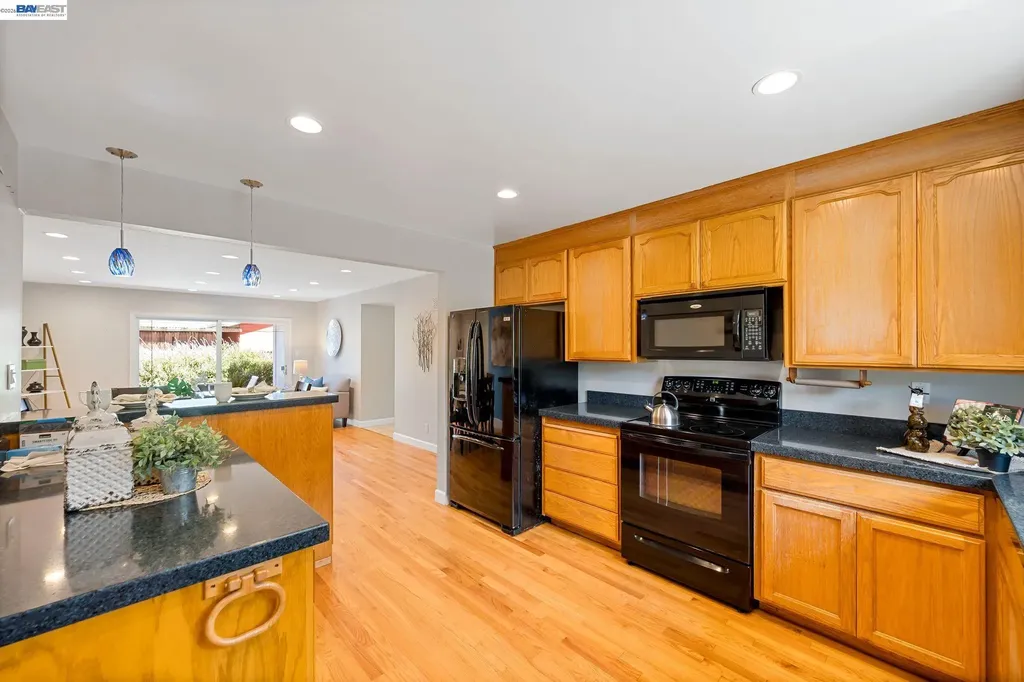 35843 Salvador Court Fremont CA 94536