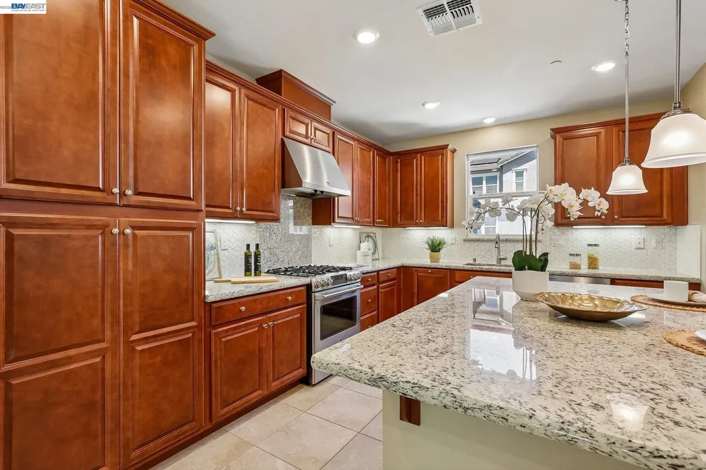 2836 Stringham Way Dublin CA 94568