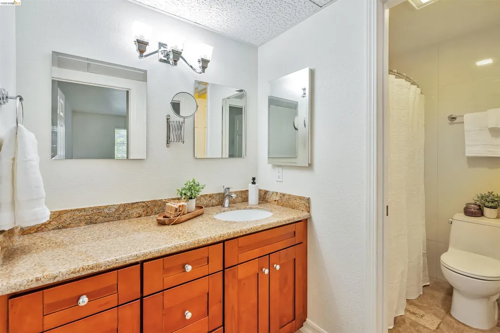 490 Civic Drive Walnut Creek CA 94596