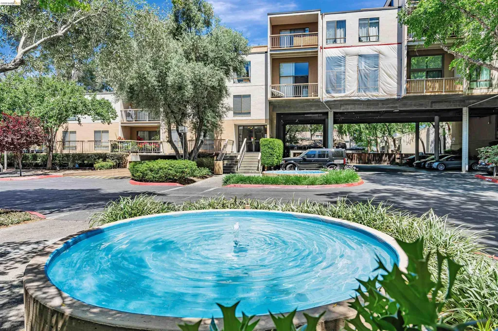 490 Civic Drive Walnut Creek CA 94596