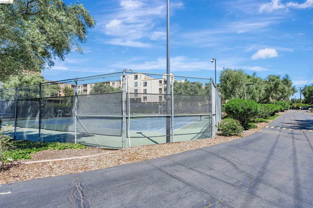 490 Civic Drive Walnut Creek CA 94596