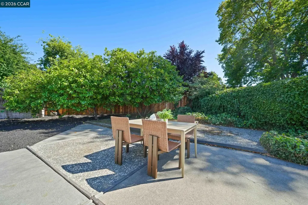 1517 Harlan Drive Danville CA 94526