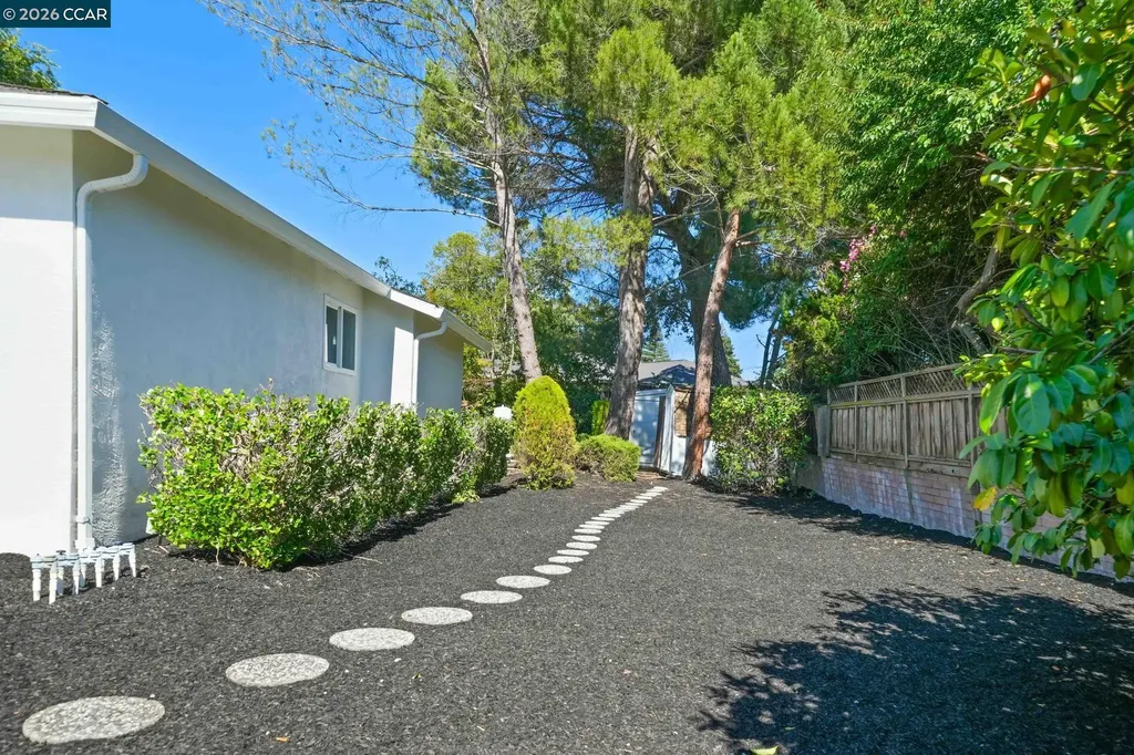 1517 Harlan Drive Danville CA 94526