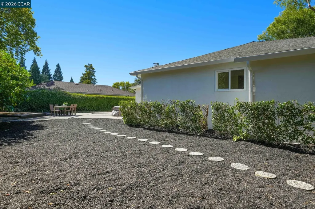 1517 Harlan Drive Danville CA 94526