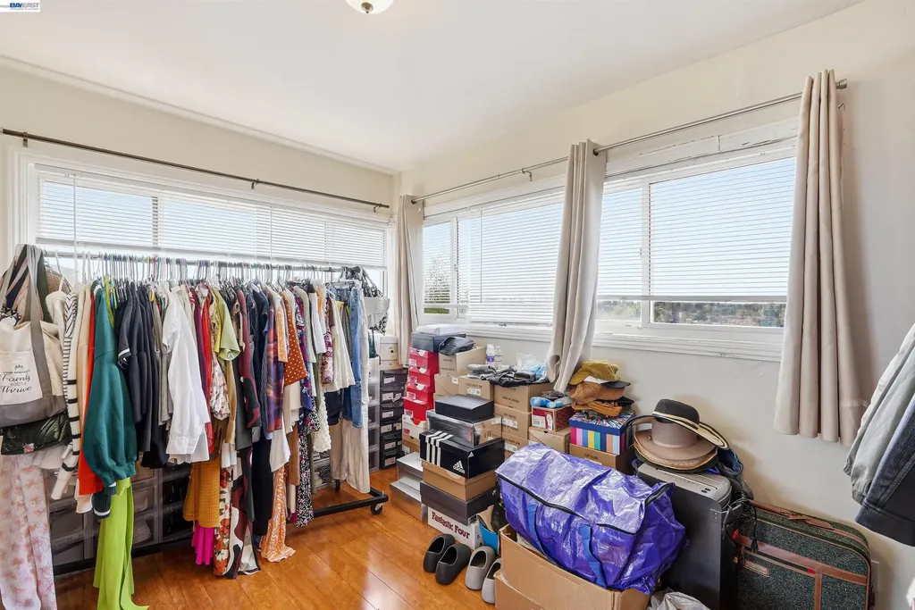 2546 Truman Avenue Oakland CA 94605