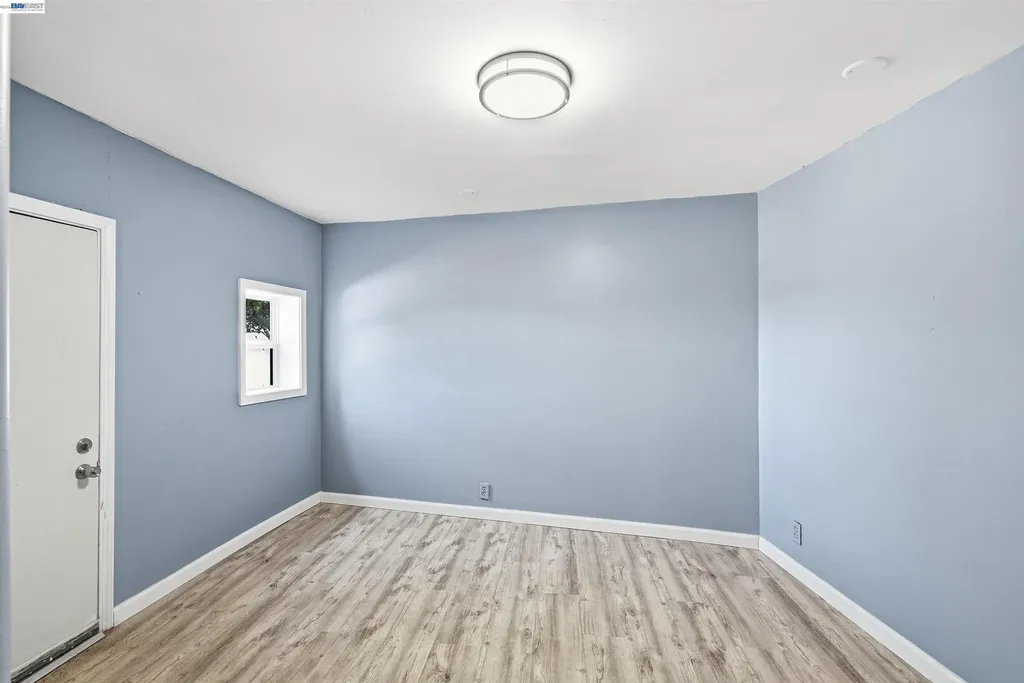 2546 Truman Avenue Oakland CA 94605