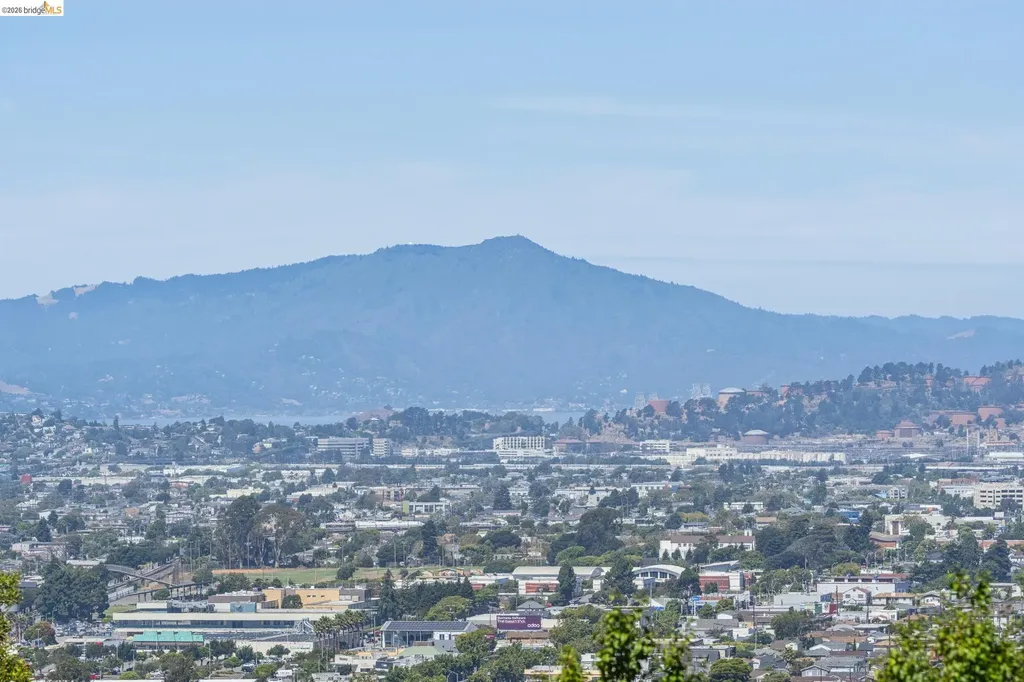 2328 Carquinez Avenue El Cerrito CA 94530