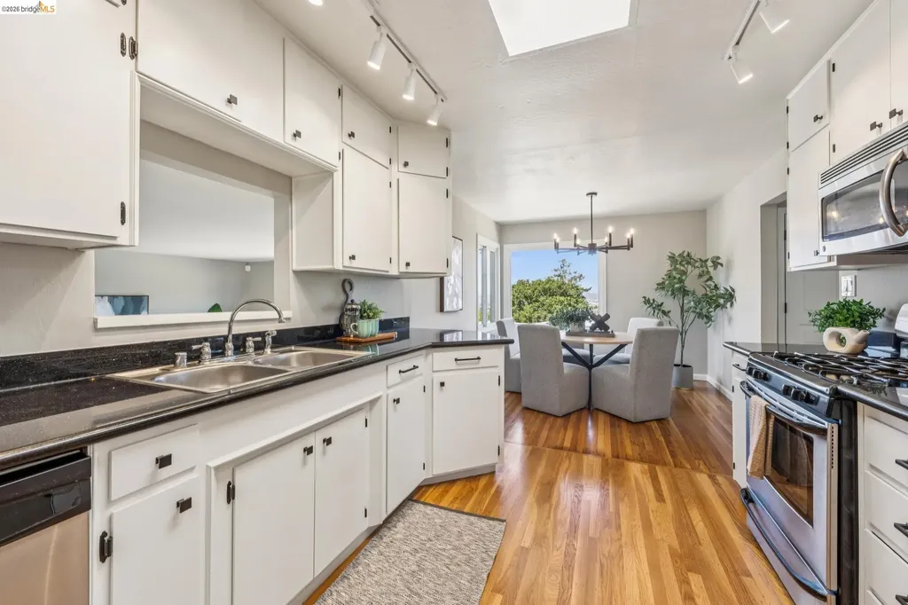 2328 Carquinez Avenue El Cerrito CA 94530