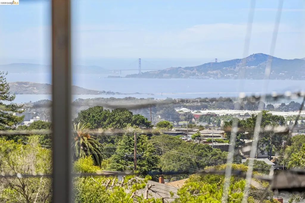 2328 Carquinez Avenue El Cerrito CA 94530