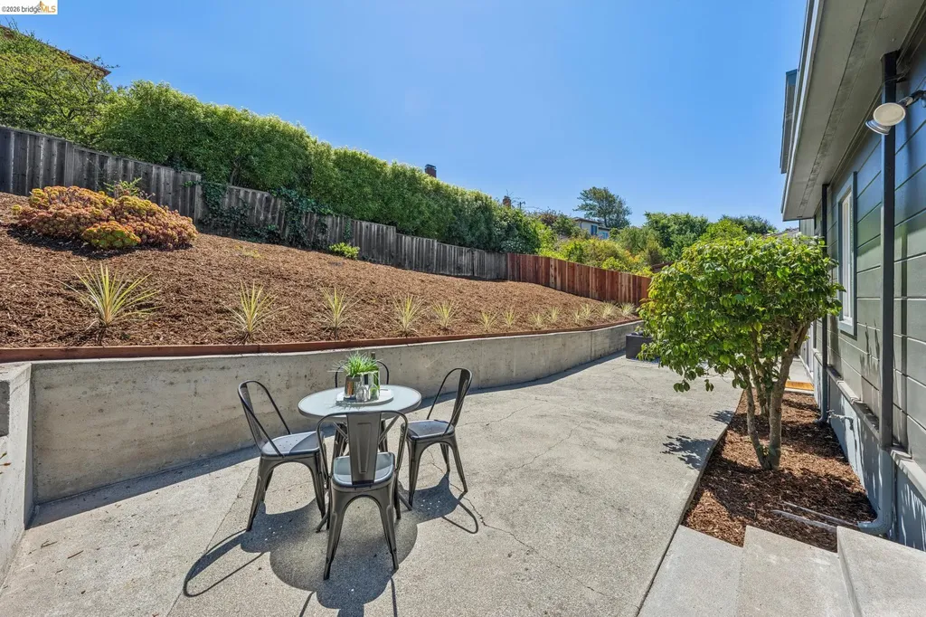 2328 Carquinez Avenue El Cerrito CA 94530