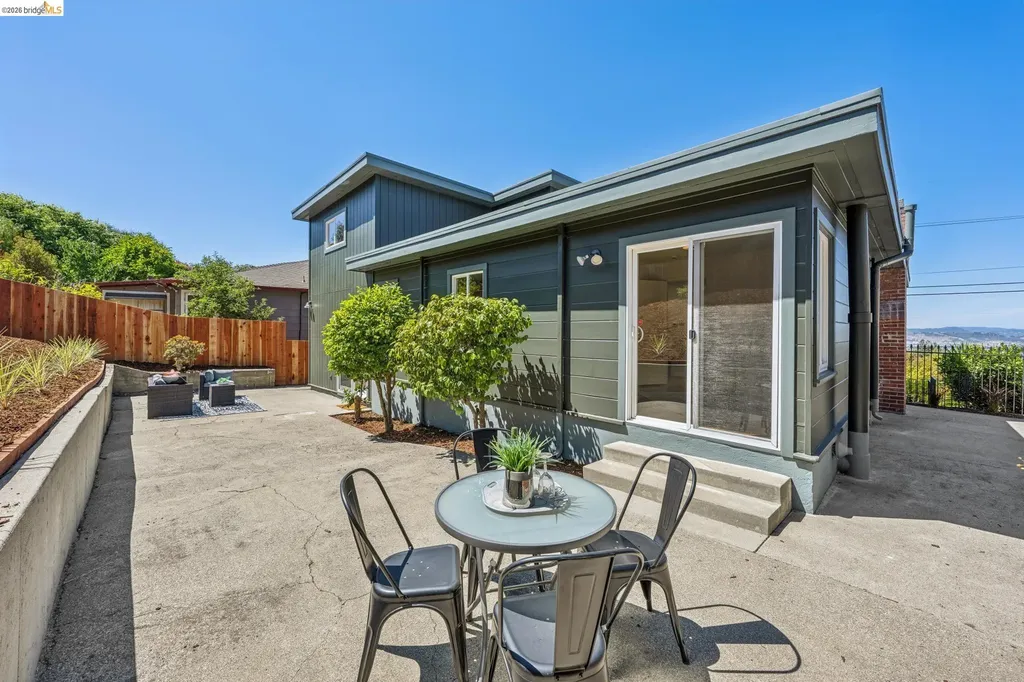 2328 Carquinez Avenue El Cerrito CA 94530