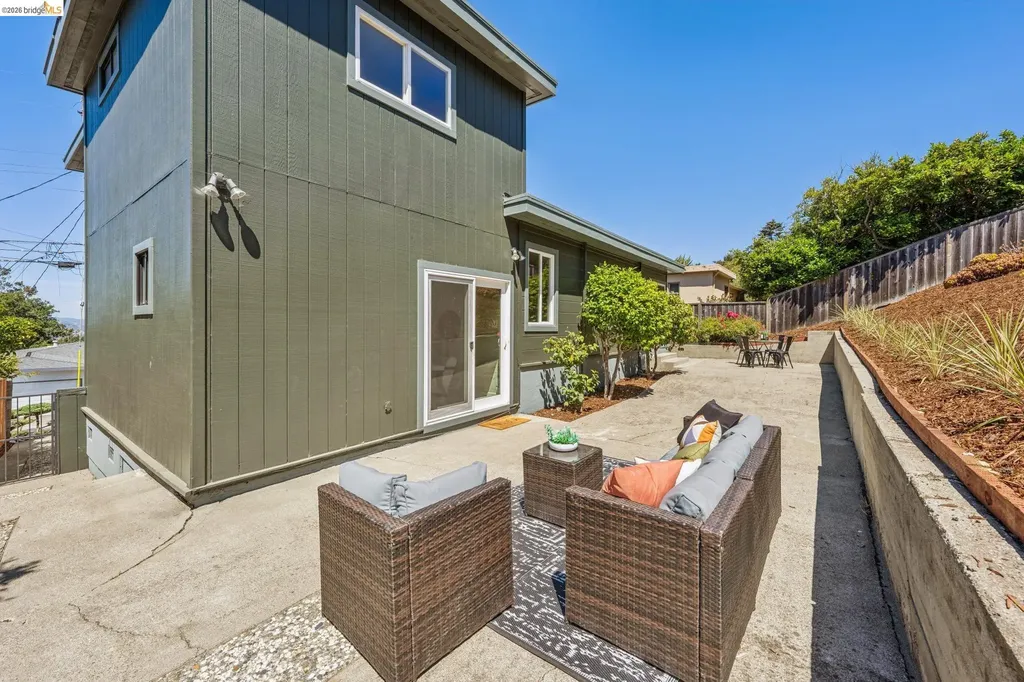 2328 Carquinez Avenue El Cerrito CA 94530