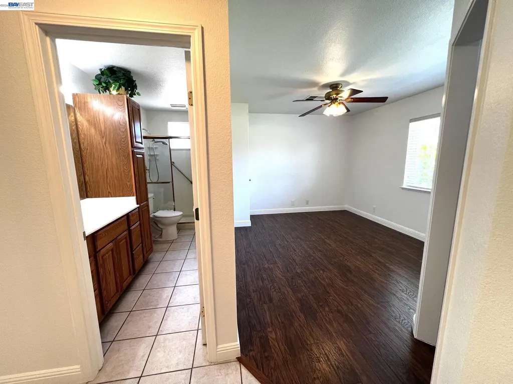 1147 Lomitas Avenue Livermore CA 94550