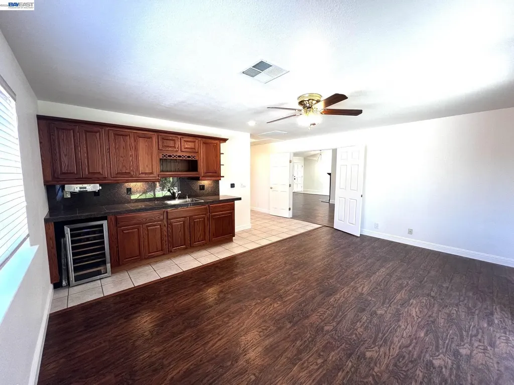1147 Lomitas Avenue Livermore CA 94550