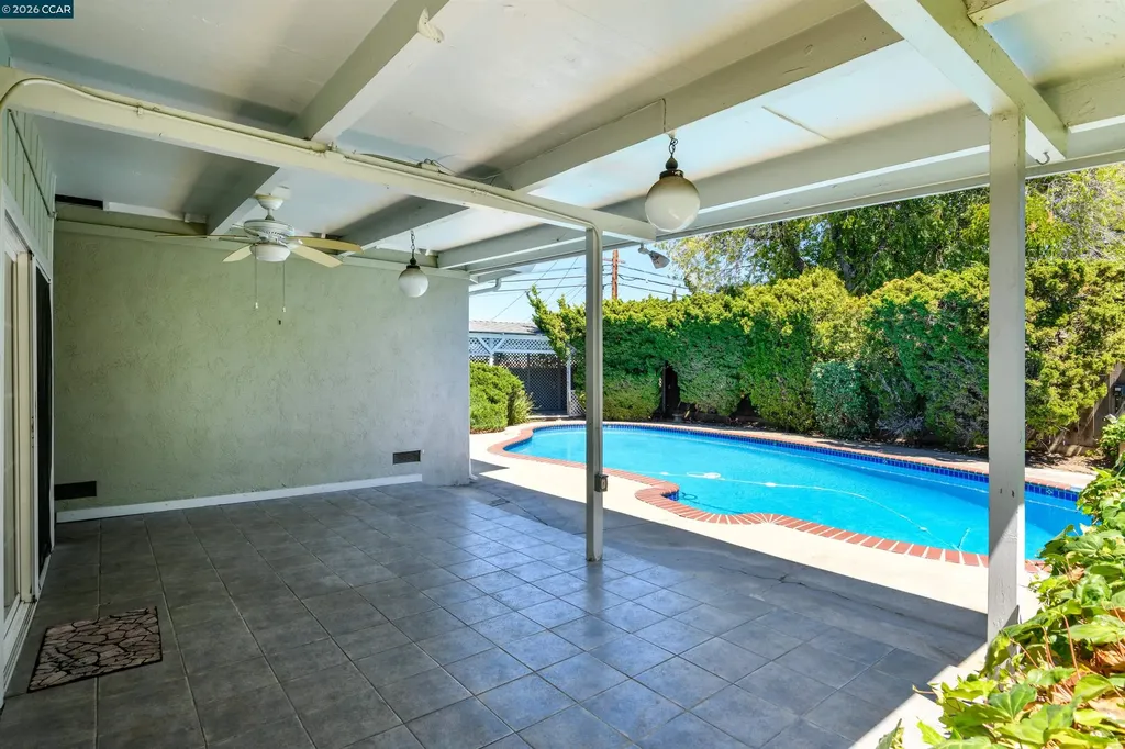1250 Rolling Hill Court Martinez CA 94553