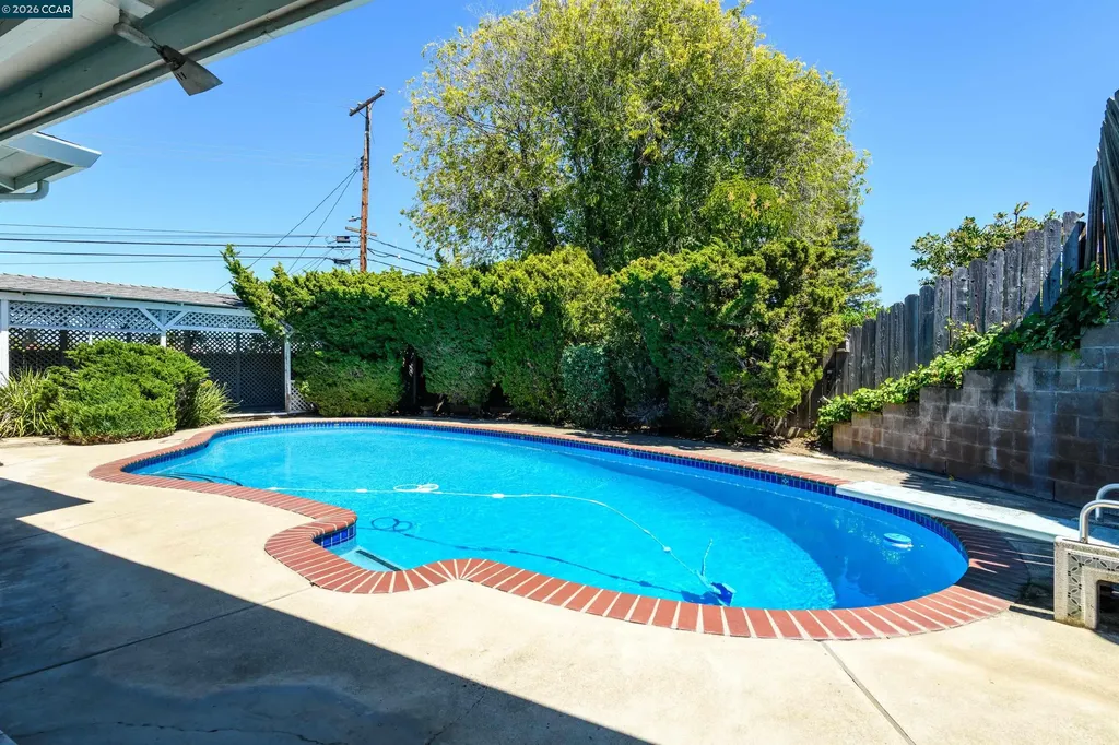 1250 Rolling Hill Court Martinez CA 94553