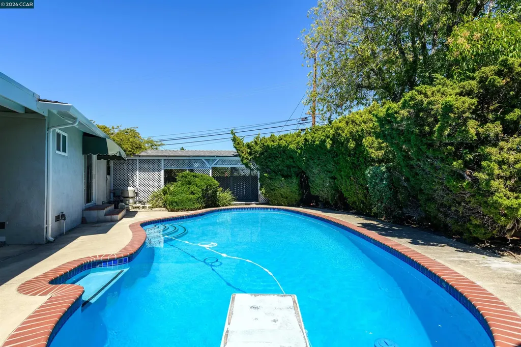 1250 Rolling Hill Court Martinez CA 94553