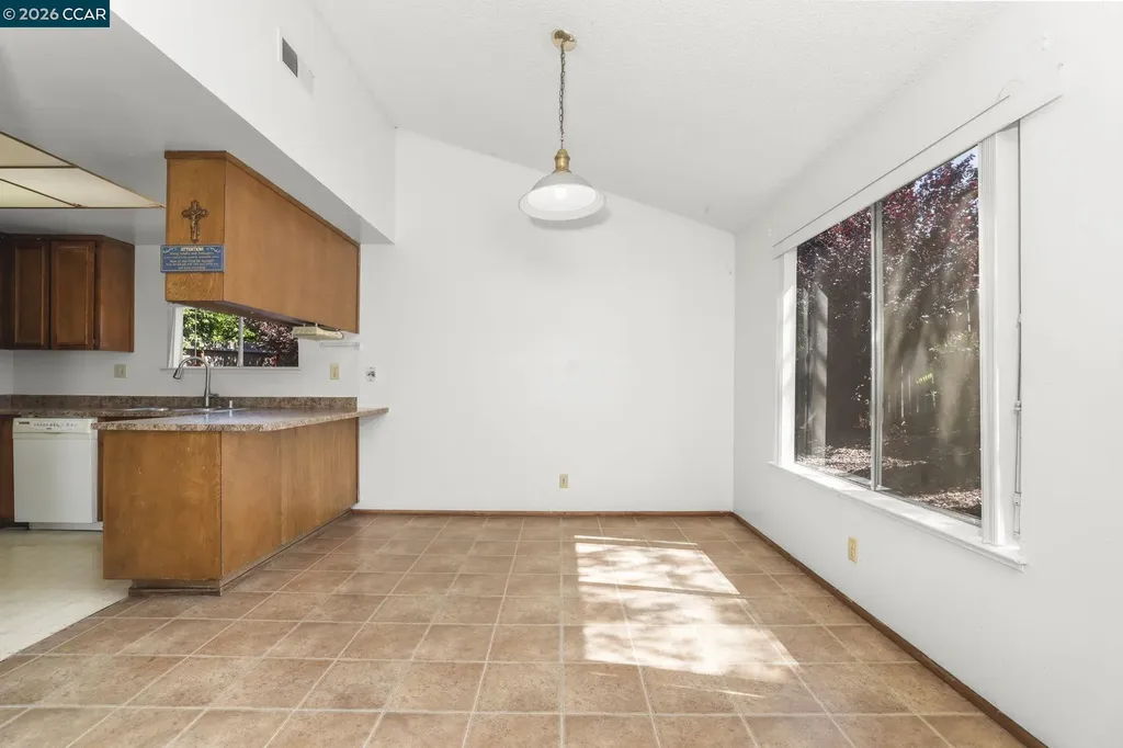 101 Flame Drive Pacheco CA 94553