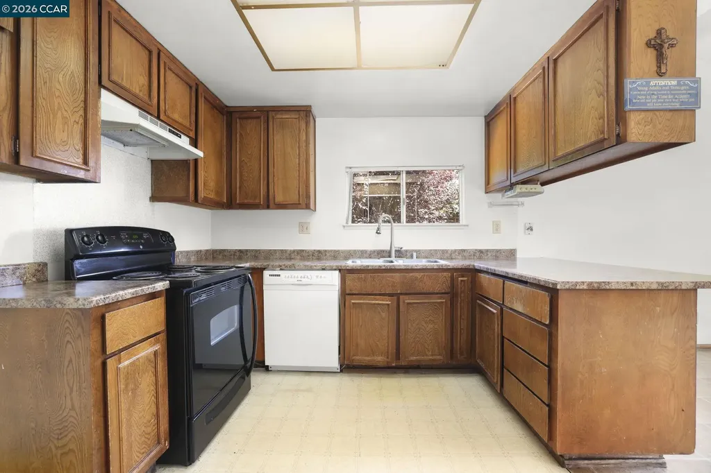 101 Flame Drive Pacheco CA 94553