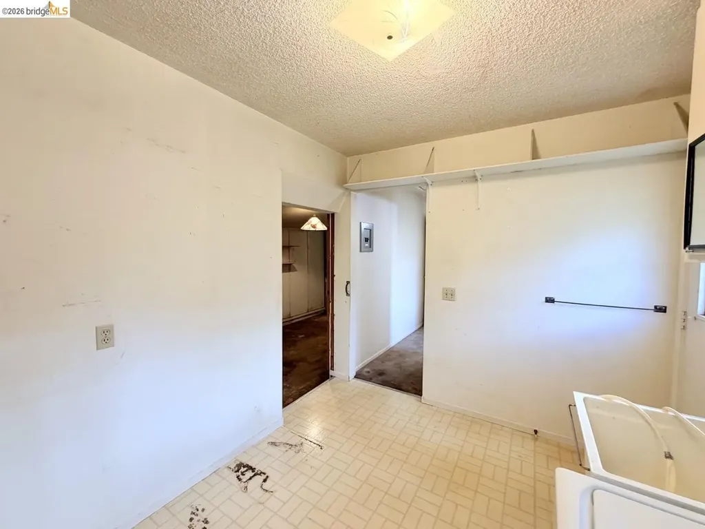 3524 Wisconsin Street Oakland CA 94619