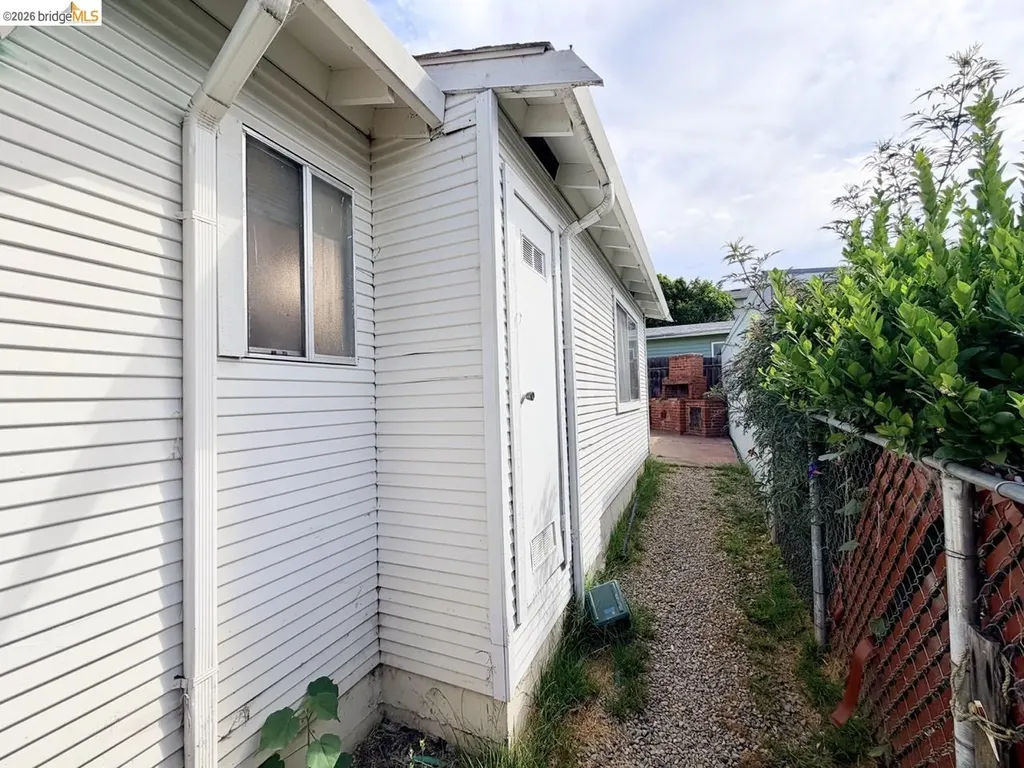 3524 Wisconsin Street Oakland CA 94619