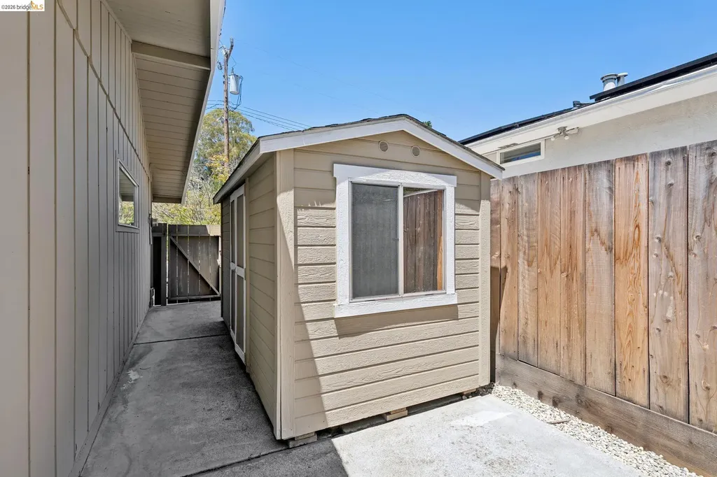2530 Patra Drive El Sobrante CA 94803