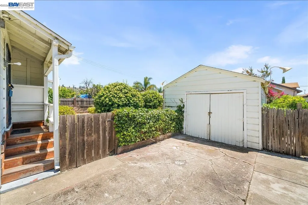 1462 155th Avenue Ashland CA 94578