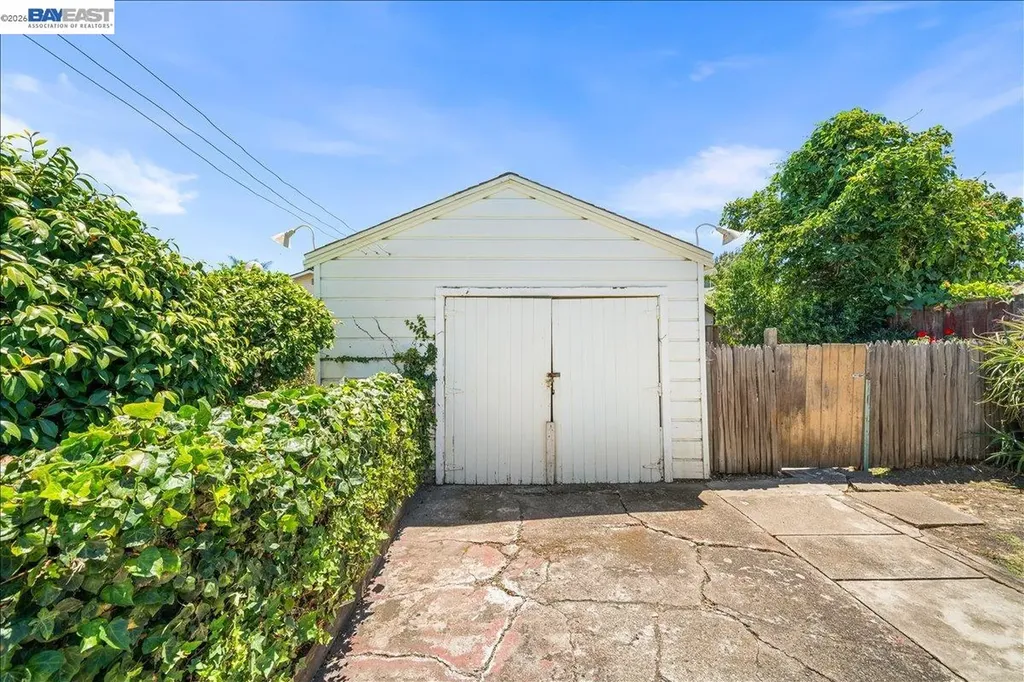 1462 155th Avenue Ashland CA 94578