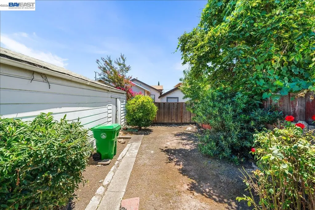 1462 155th Avenue Ashland CA 94578