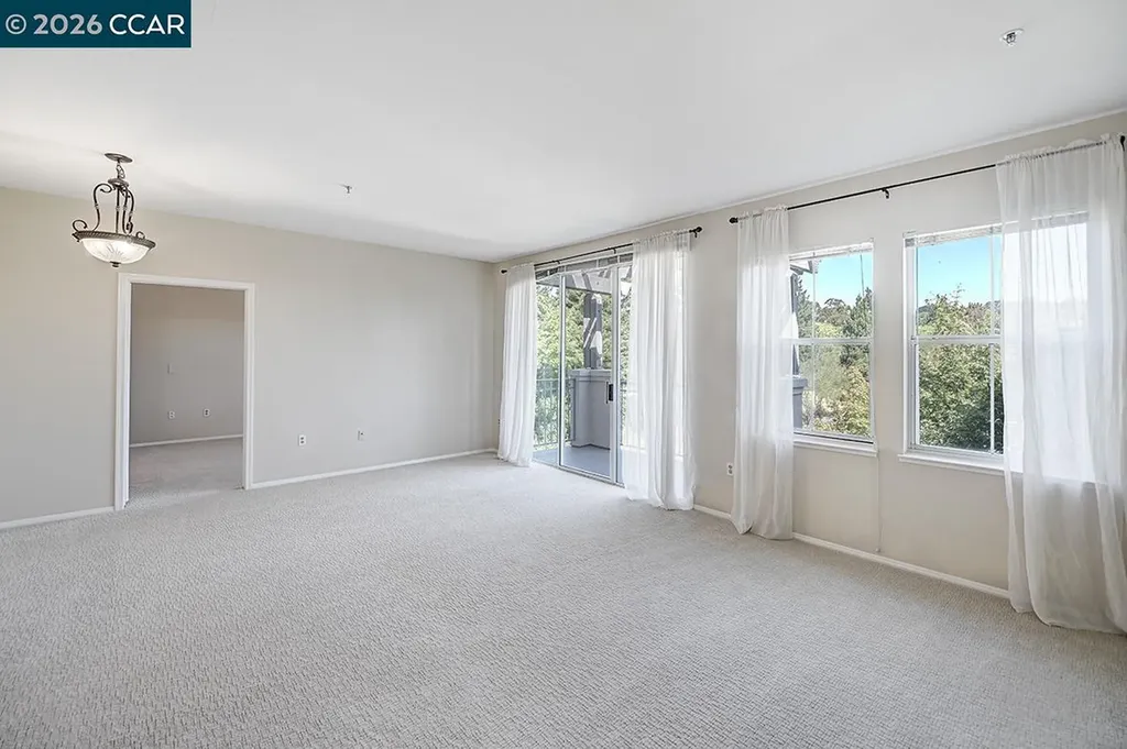 1860 Tice Creek Drive Walnut Creek CA 94595