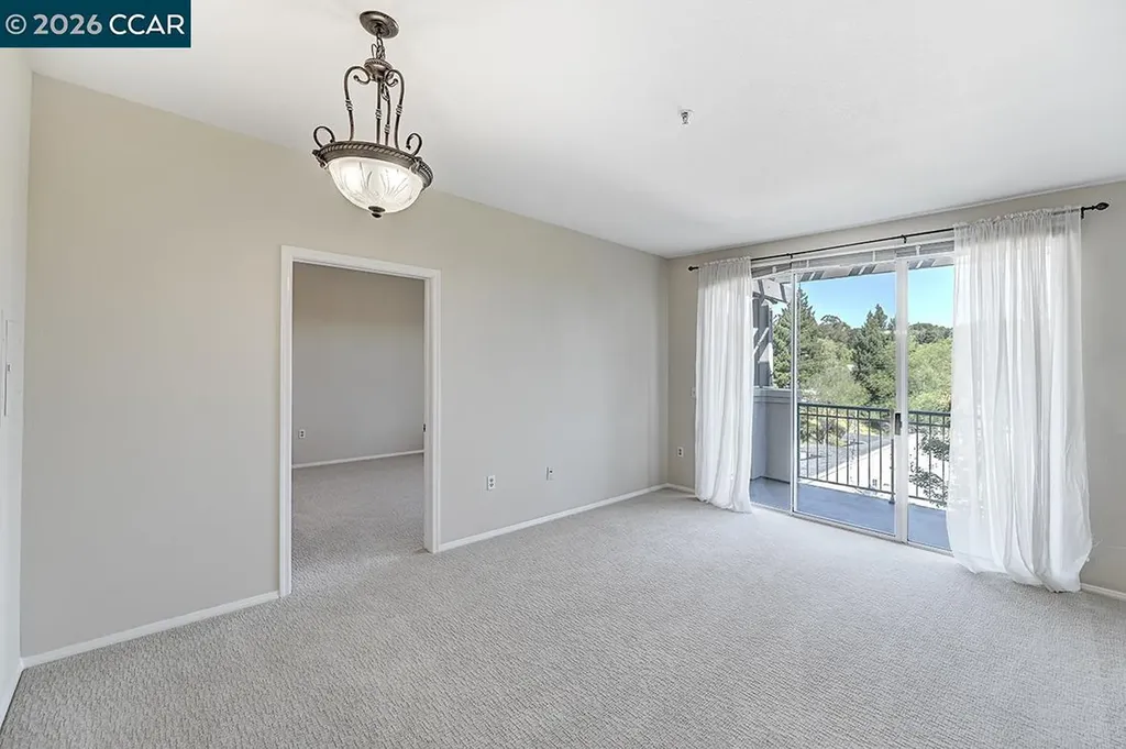 1860 Tice Creek Drive Walnut Creek CA 94595