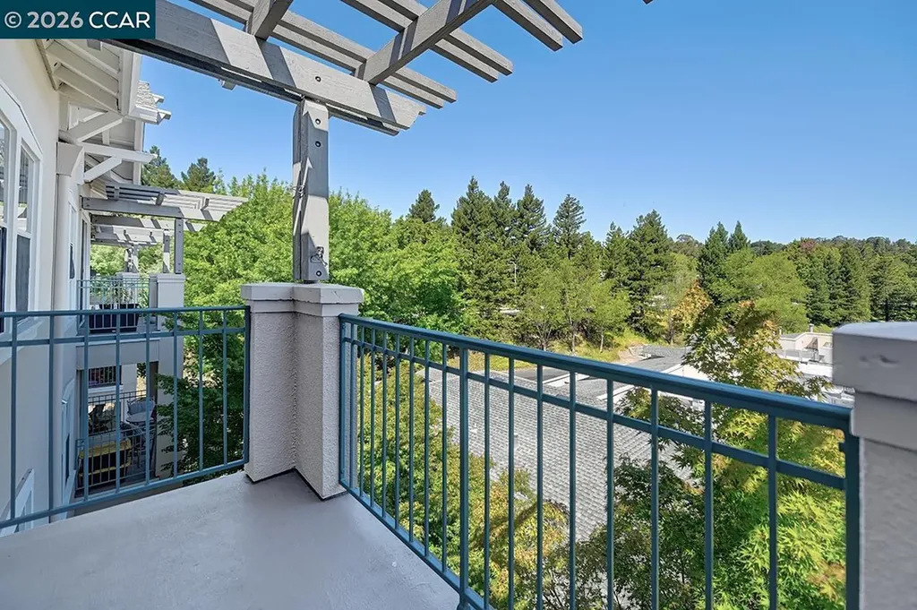 1860 Tice Creek Drive Walnut Creek CA 94595