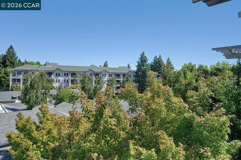 1860 Tice Creek Drive Walnut Creek CA 94595