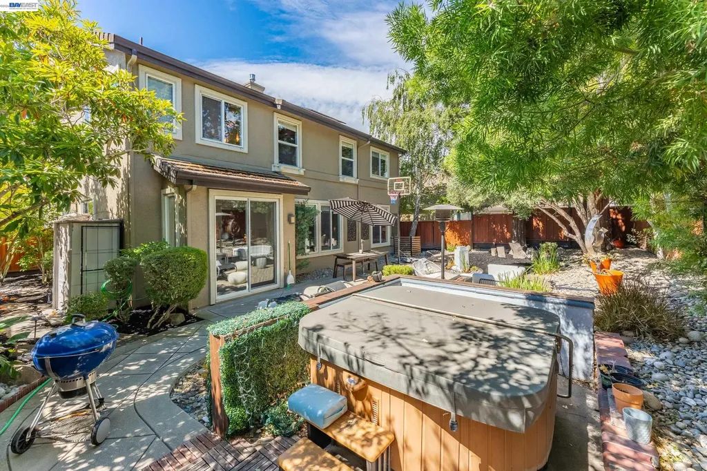 4943 Sequoia Avenue Dublin CA 94568