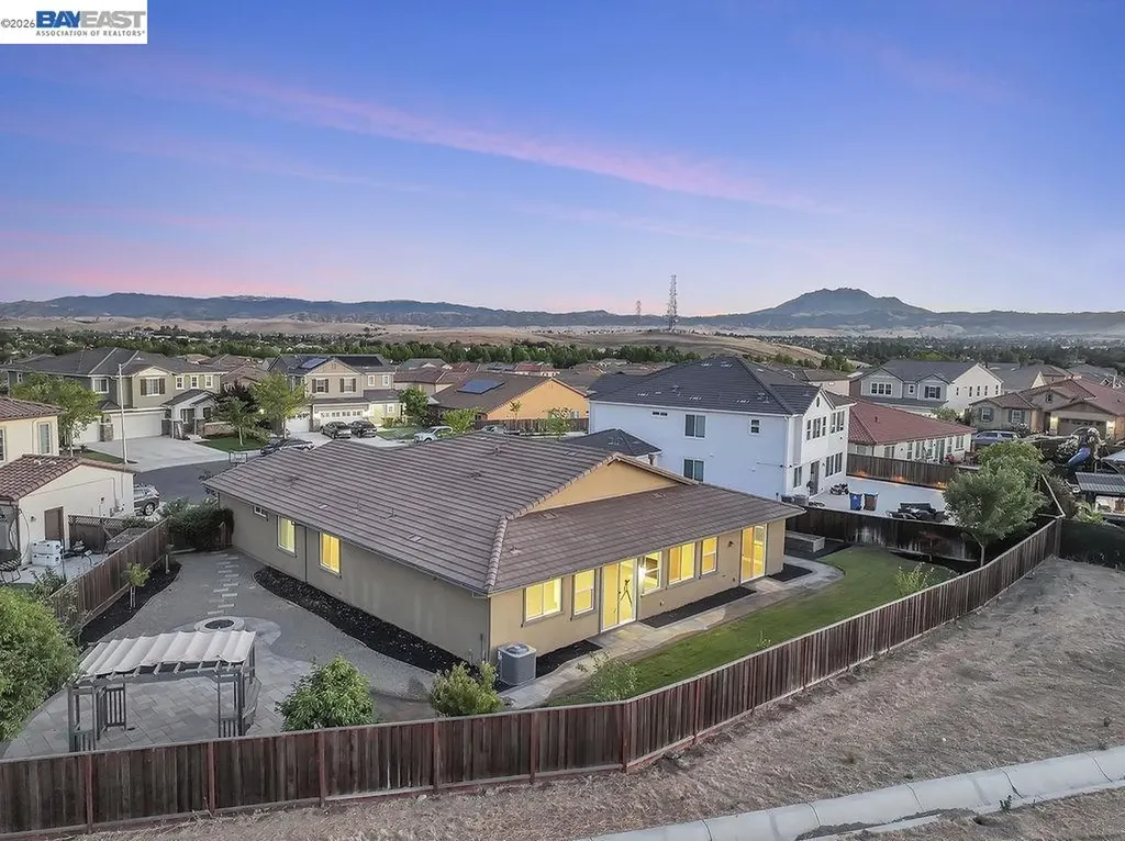 5538 Pinnacle View Court Antioch CA 94531