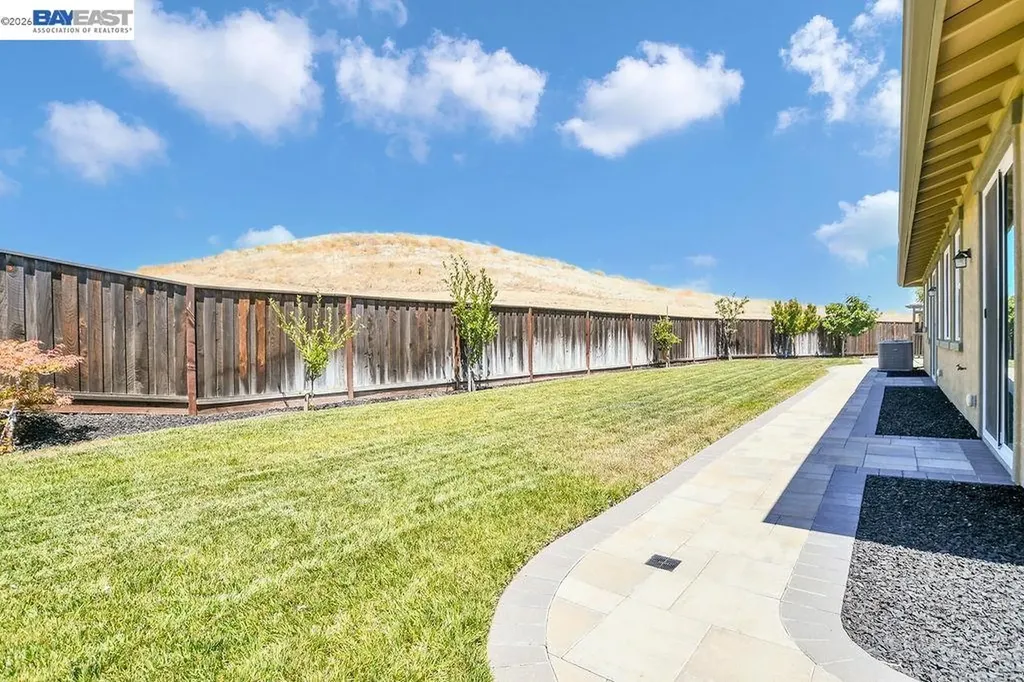 5538 Pinnacle View Court Antioch CA 94531