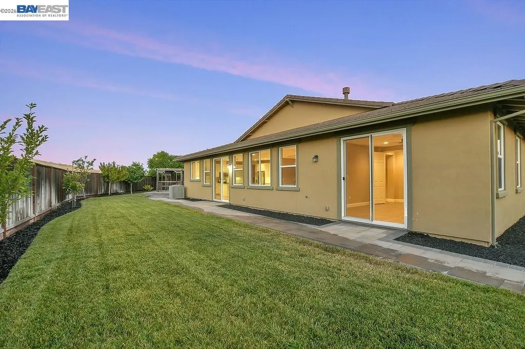 5538 Pinnacle View Court Antioch CA 94531
