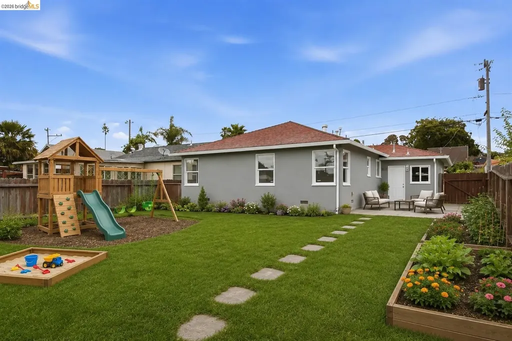 1427 Mariposa Street Richmond CA 94804