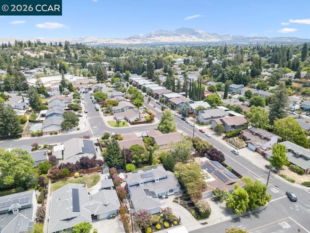6657 Waverly Road Martinez CA 94553